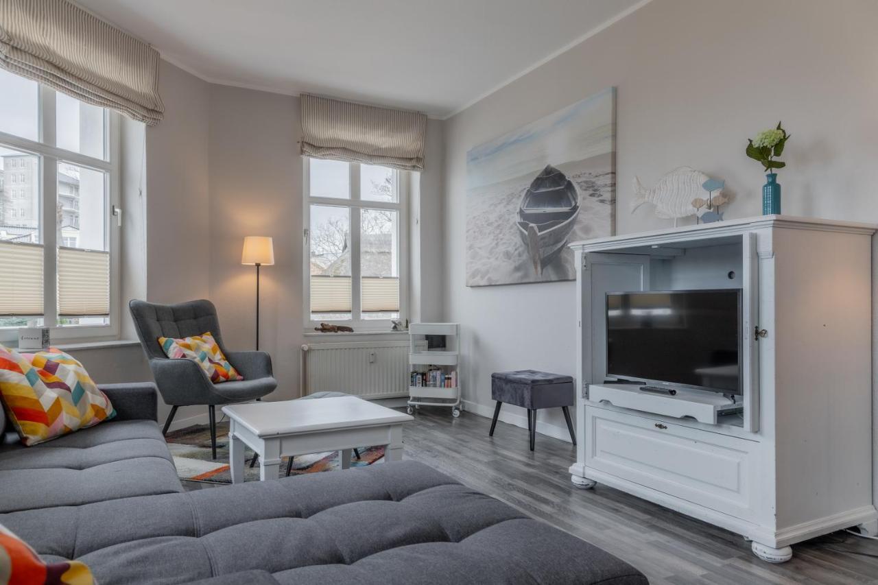 Strandnahe 2-Raum-Ferienwohnung Im Zentrum - Residenz Strandeck Fewo 02 Goehren  Εξωτερικό φωτογραφία